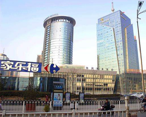 太原家樂福（防火卷簾門）