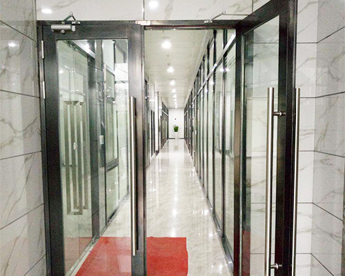 玻璃隔熱防火門