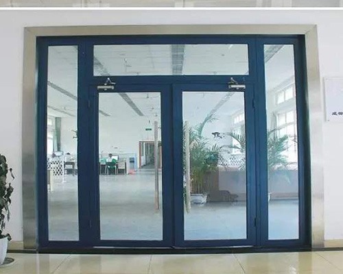 玻璃隔熱防火門