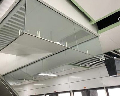 海南三亞擋煙垂壁