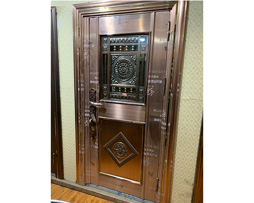 不銹鋼非標(biāo)門(mén)