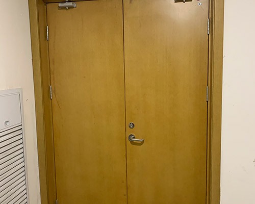 烤漆木質(zhì)防火門(mén)