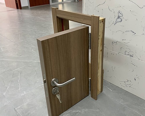 套裝木質(zhì)防火門樣品